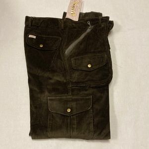 Landing Company Men’s Corduroy pants. Size 34 NWT